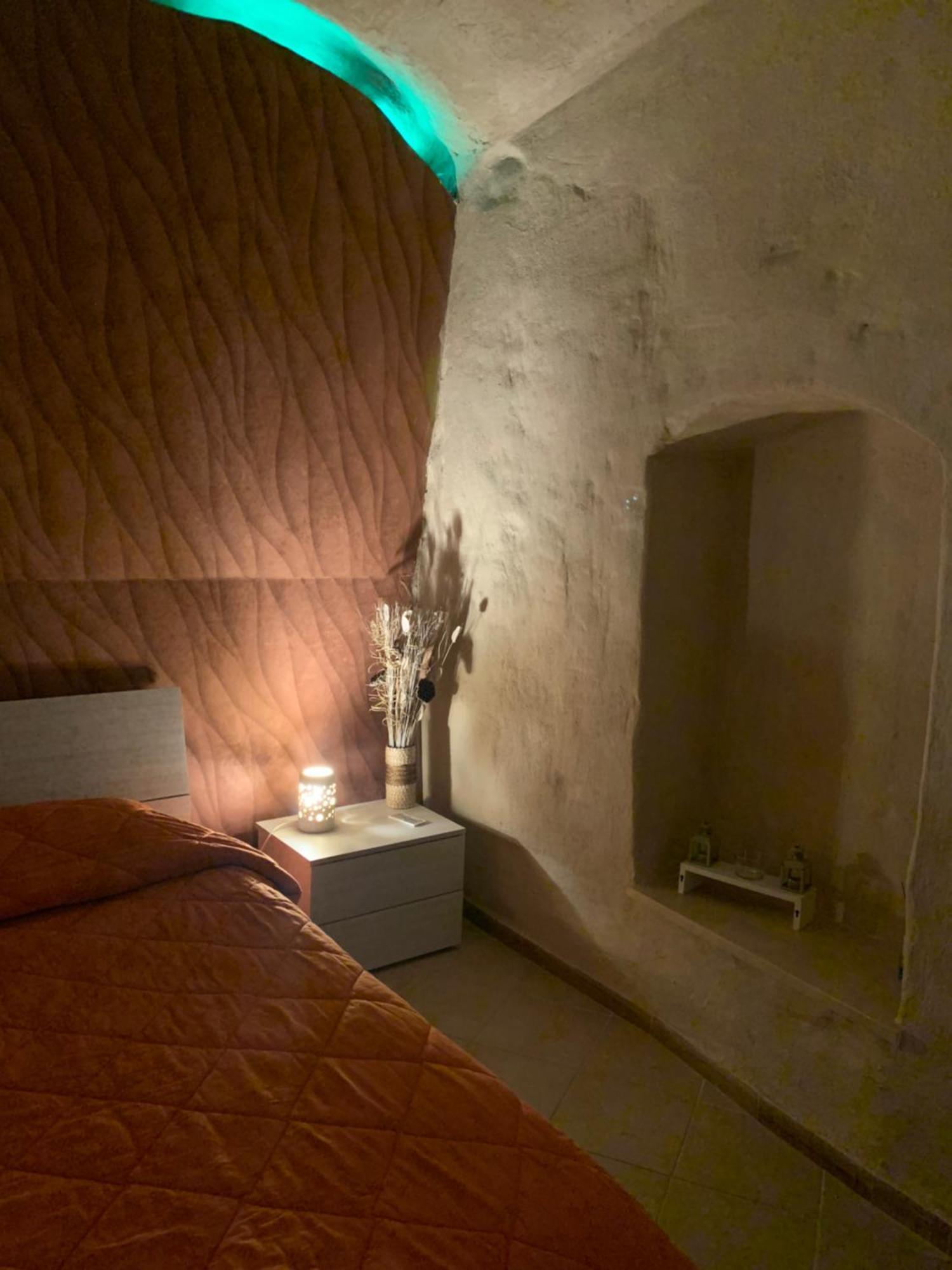 马泰拉La Grotta Di Ilenia公寓 外观 照片